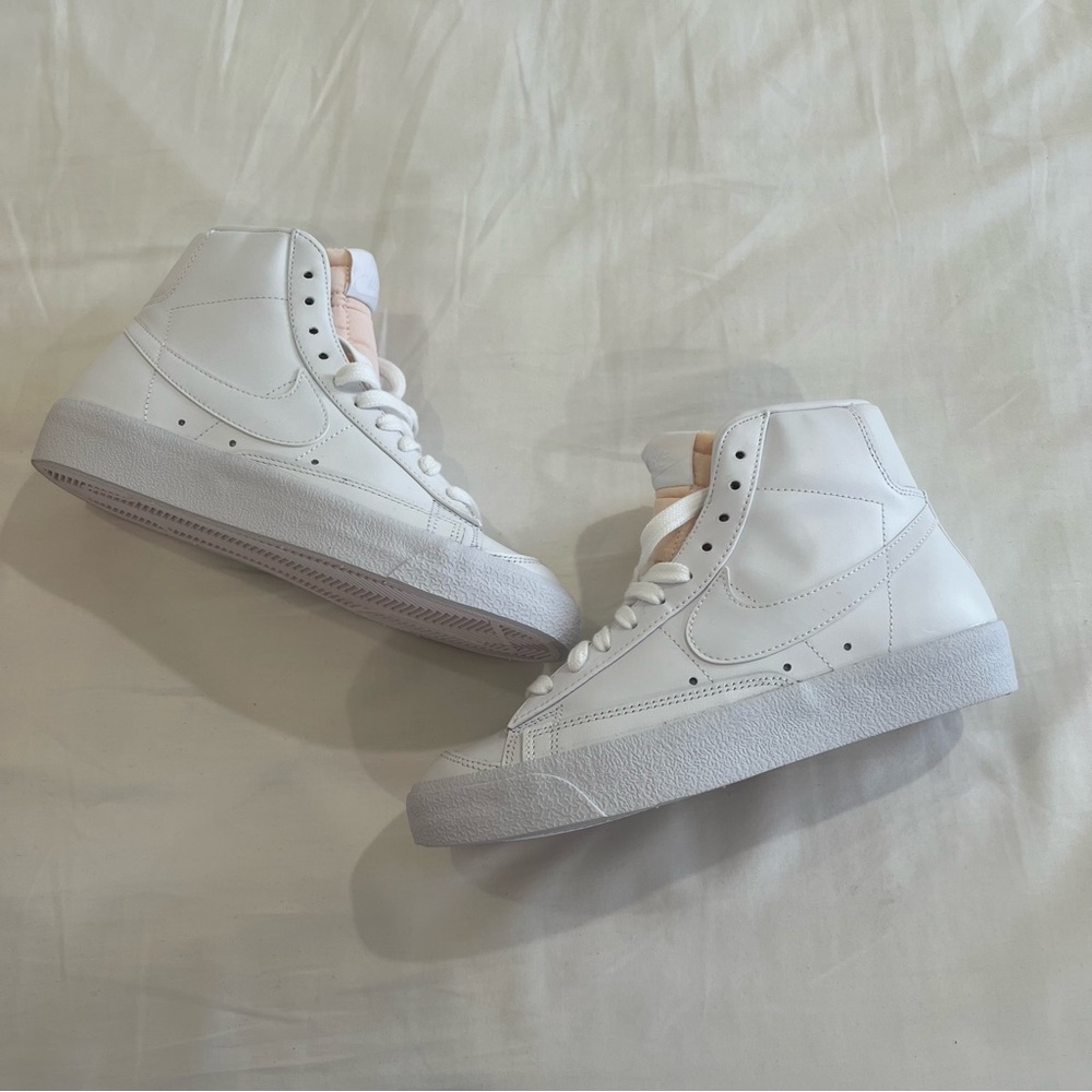 Nike Blazer Mid 77’ All White NWB